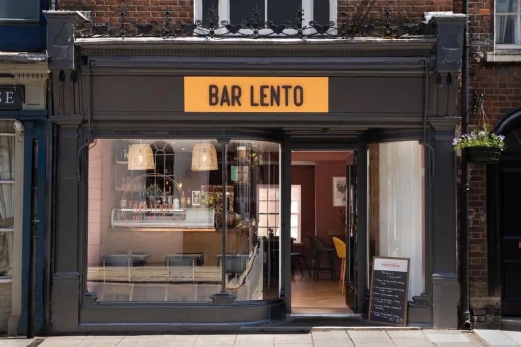 Lento Apartment وِنشيستير المظهر الخارجي الصورة