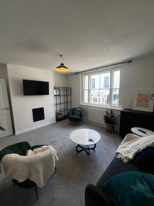 Lento Apartment وِنشيستير المظهر الخارجي الصورة